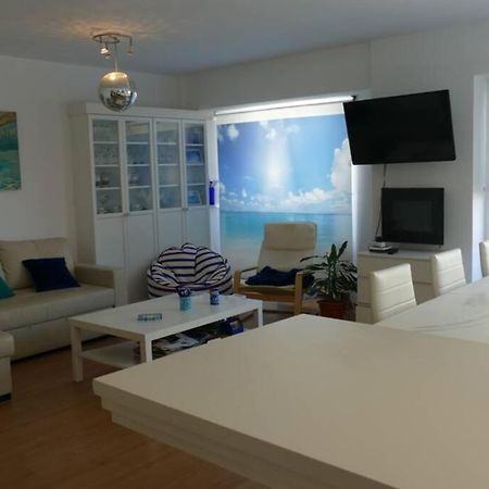 Piso En Santa Cristina, A 150 M De La Playa Lejlighed Oleiros Eksteriør billede